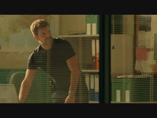 Пластиковое море / Mar de plástico / S02E07 из 13 / на русском